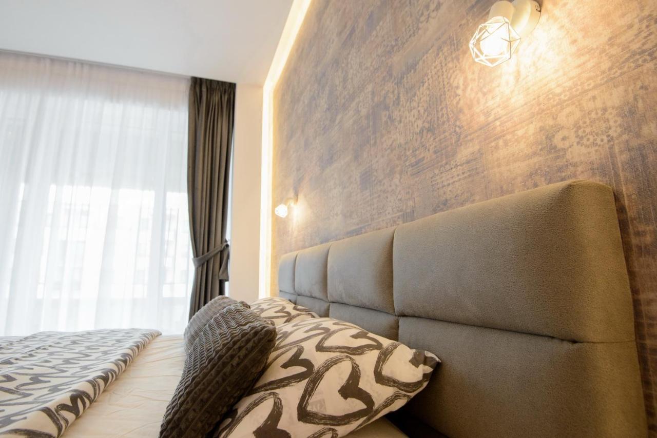 Penthouse Eliza - Coressi Braşov Exteriör bild